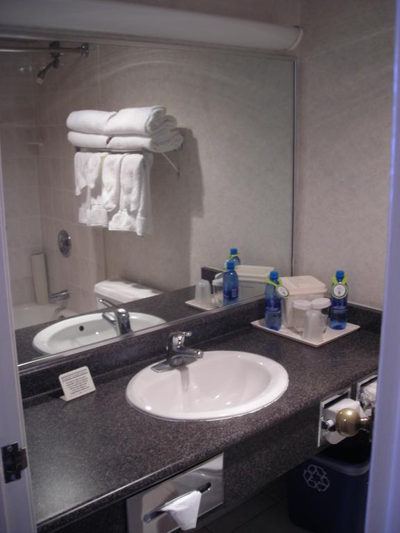 Quality Hotel Downtown-Inn At False Creek Vancouver Cameră foto
